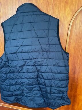 GoTo Mens heated vest Size XL Black